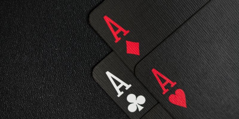 Những thuật ngữ cơ bản khi chơi Poker
