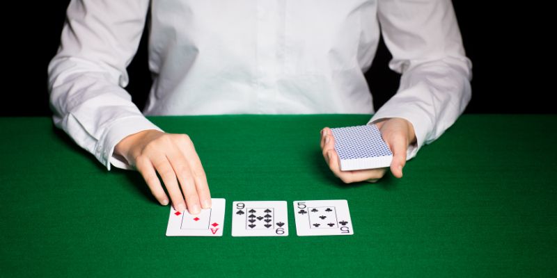 VN88_Bỏ Túi Luật Chia Bài Poker Chuẩn Xác Nhất Cho Tân Thủ