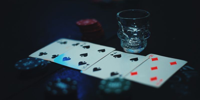 Chia sẻ các loại bài Poker phổ biến hiện nay