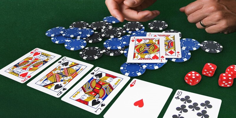 Bí quyết chơi game đánh bài Poker online 